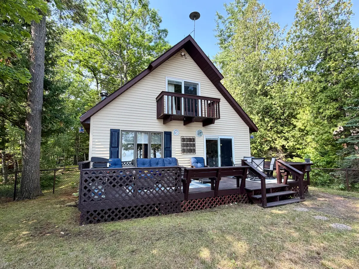 9474 W Us 23 Highway, Mackinaw City, MI 49701 - #1