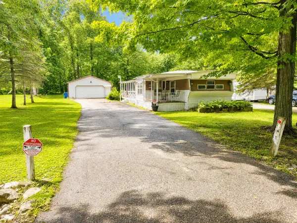 309 Northway Drive, Houghton Lake, MI 48629