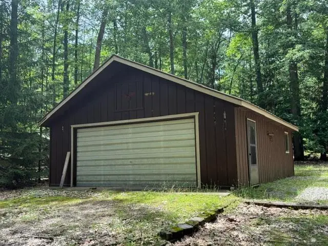 237 Quail Boulevard, Roscommon, MI 48653 - #2