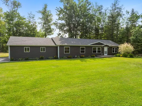 5654 Little Canada Road, Cheboygan, MI 49721