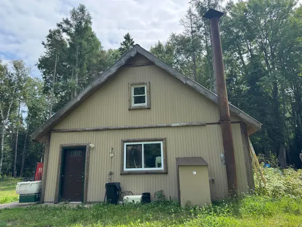 14772 S Kinross Road, Kinross, MI 49752
