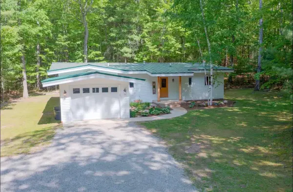 1717 Chippewa Beach Road, Indian River, MI 49749