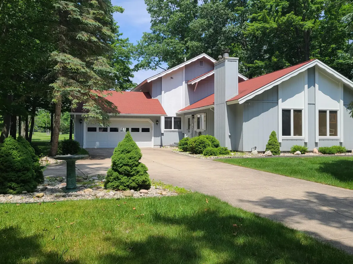 1840 Mission Hills Lane, Gaylord, MI 49735 - #1