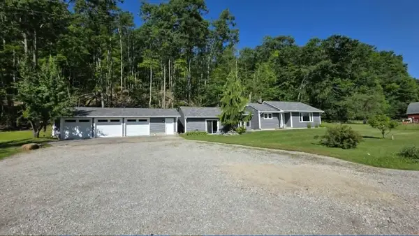 2093 Lakeshore Drive, Harrisville, MI 48740