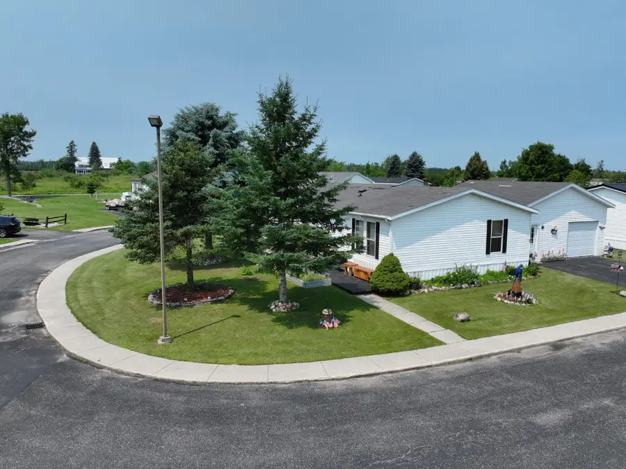 80 Woodland Court, Cheboygan, MI 49721 - #2
