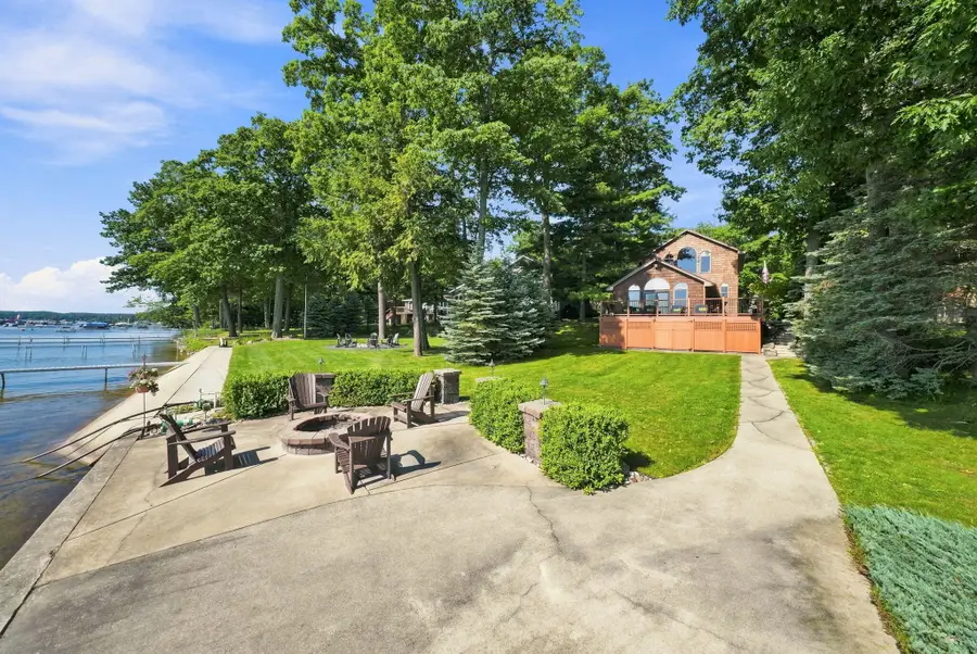 103 Cooke Avenue, Roscommon, MI 48653 - #2