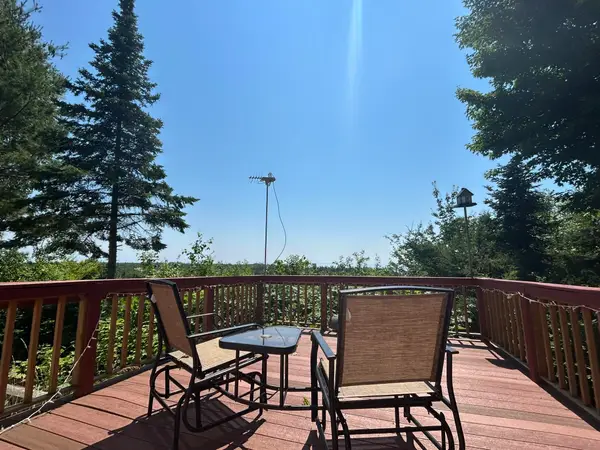 6205 W Us-2 Highway, Naubinway, MI 49762