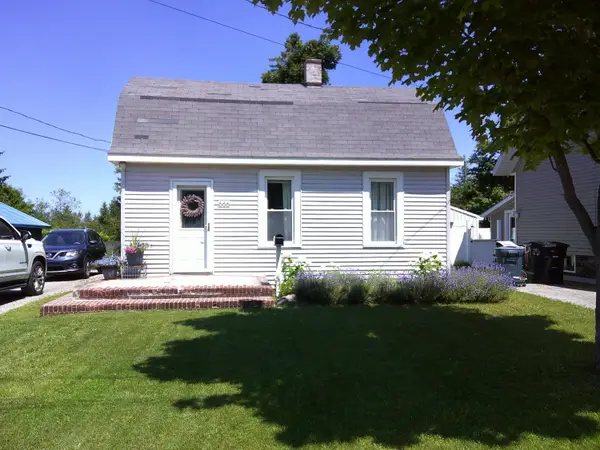 666 S Lake Street, Rogers City, MI 49779