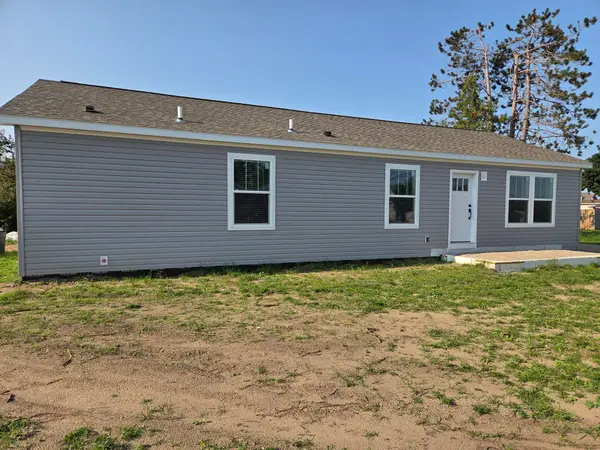 204 S Illinois Avenue, Gaylord, MI 49735