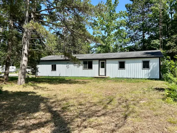 4927 Henry Drive, Gaylord, MI 49735