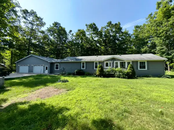 3585 Hale Trail, Frederic, MI 49733
