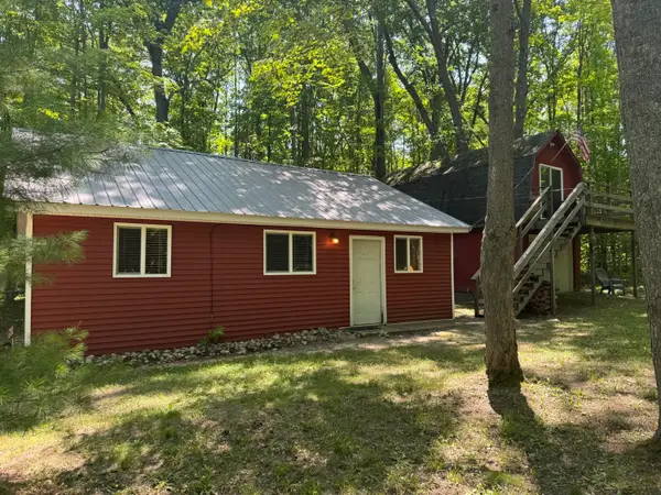 6700 Park Drive, Kalkaska, MI 49646