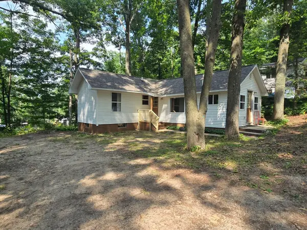 632 Goldfinch Street, Gaylord, MI 49735