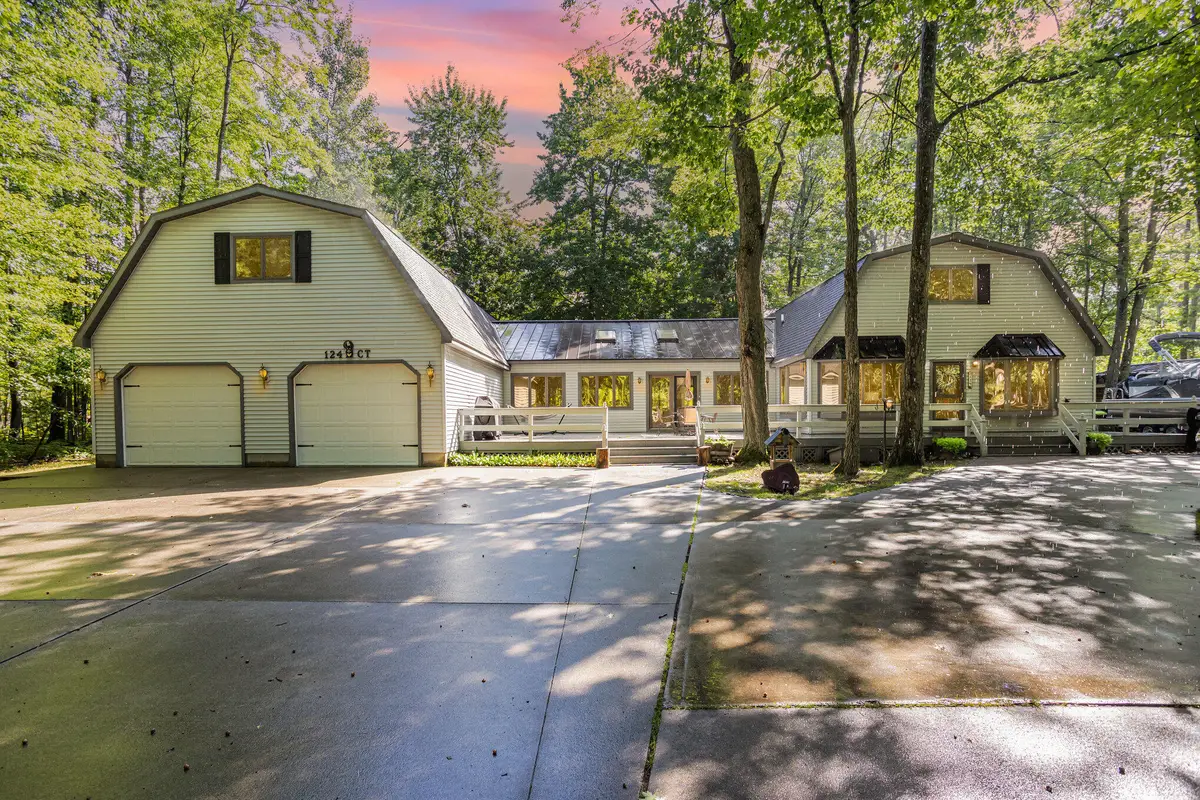 124 Black Squirrel Court, Roscommon, MI 48653 - #1