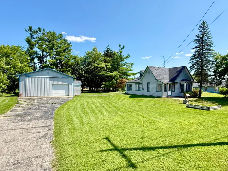 3141 Gratiot Road, Indian River, MI 49749 - #2