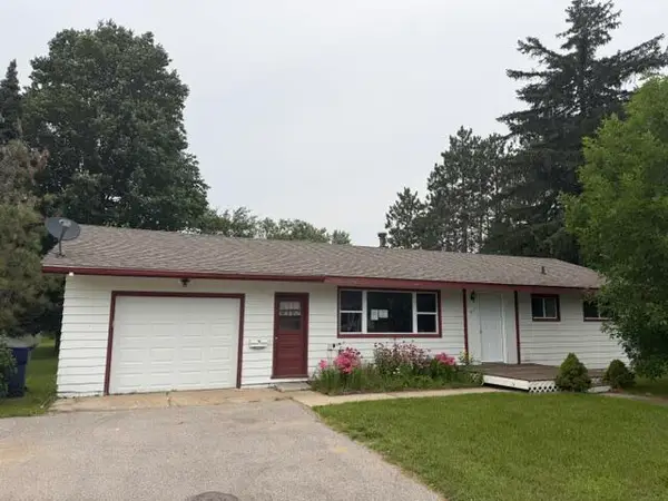 411 E Calhoun Street, Mancelona, MI 49659