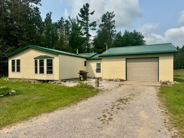 905 E Helmer Lake Road, Mio, MI 48647