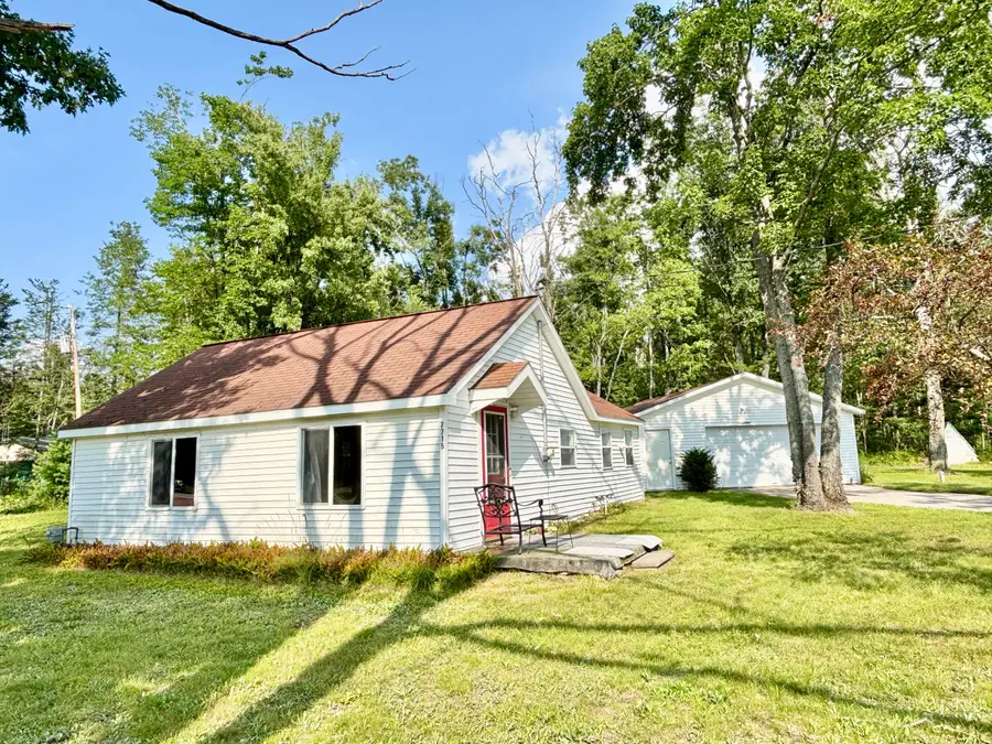 7715 Meridian Line Road, Johannesburg, MI 49751 - #2