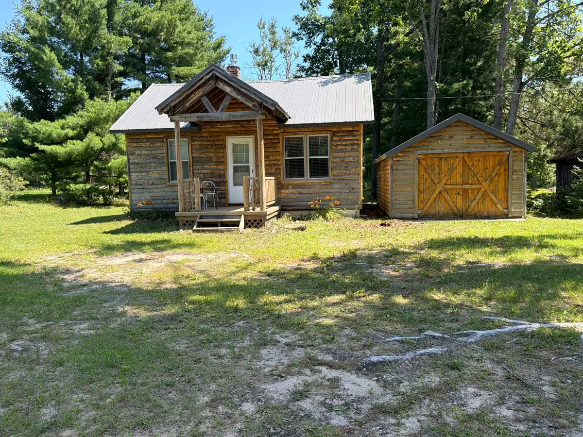 7819 Meridian Line Road, Johannesburg, MI 49751 - #1