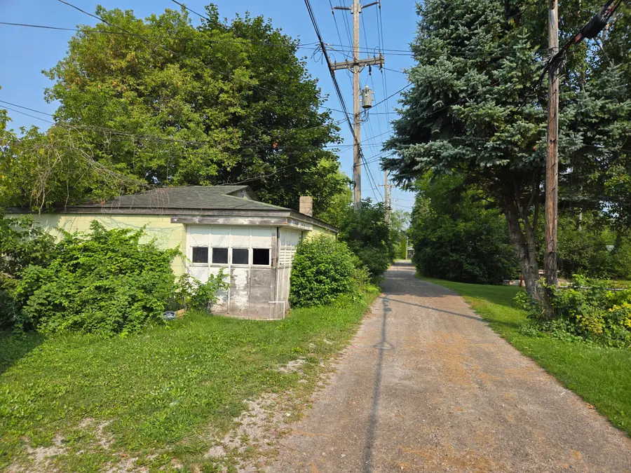 611 Commercial Street, Alpena, MI 49707 - #2