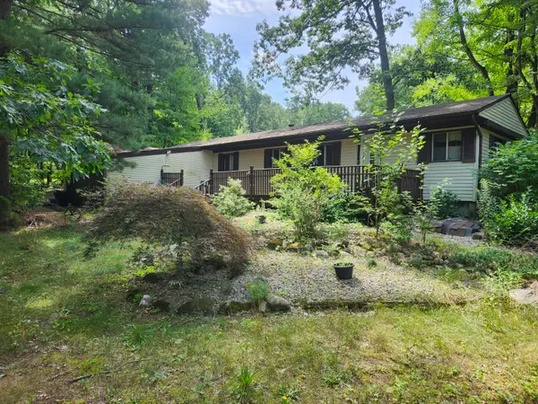 142 Ridgeview Drive, Prudenville, MI 48651