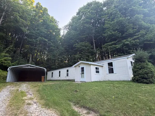 3475 N M 88, Central Lake, MI 49622