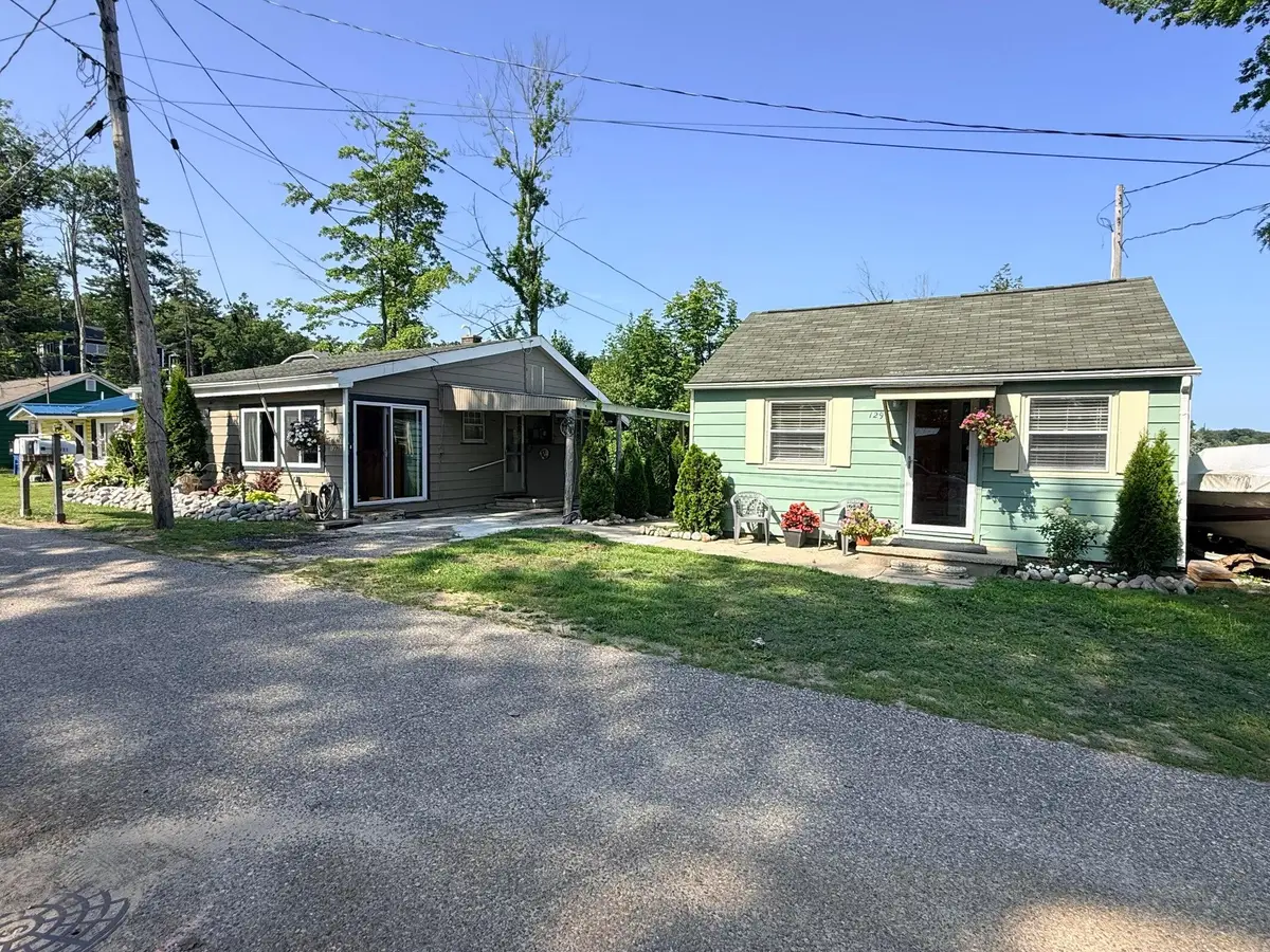 129 Tin Pan Alley, Houghton Lake, MI 48629 - #1