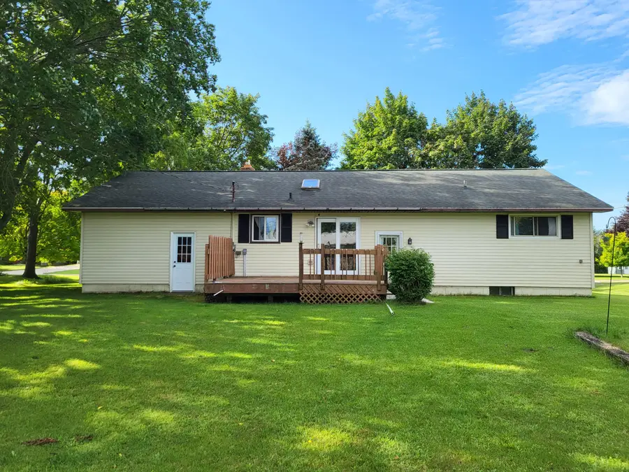 207 Sunset Boulevard, Alpena, MI 49707 - #2