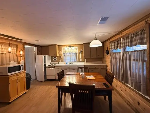 3713 Deepwoods Road, Roscommon, MI 48653 - #3
