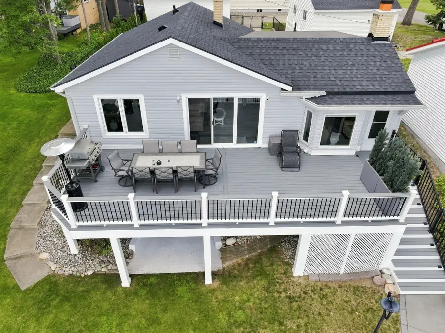 101A Kenmore Avenue, Roscommon, MI 48653 - #2
