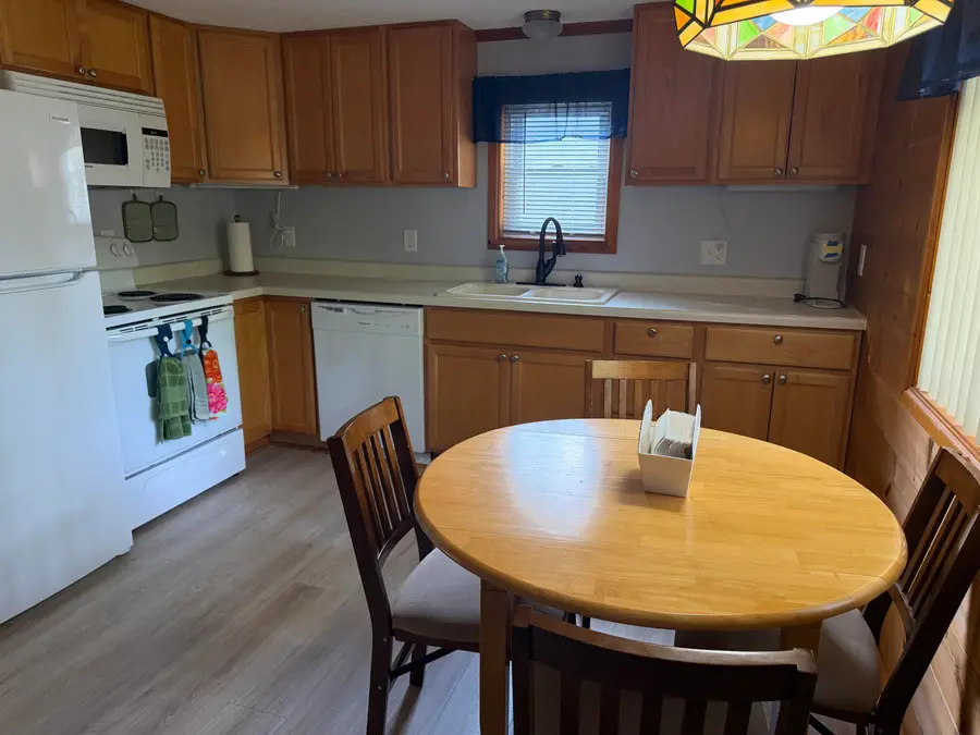 632 Old Trail Drive, Houghton Lake, MI 48629 - #2