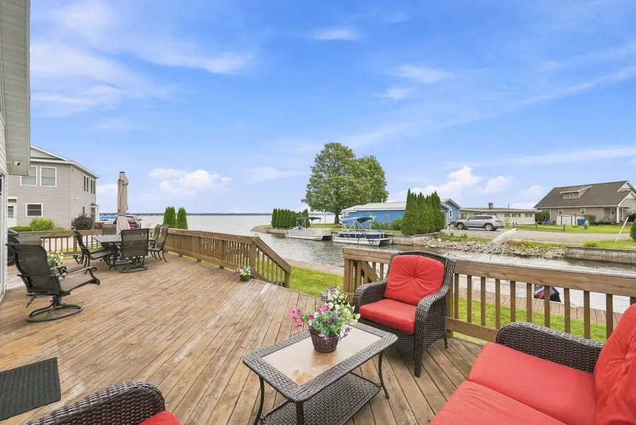 106 Holt Drive, Houghton Lake, MI 48629 - #3