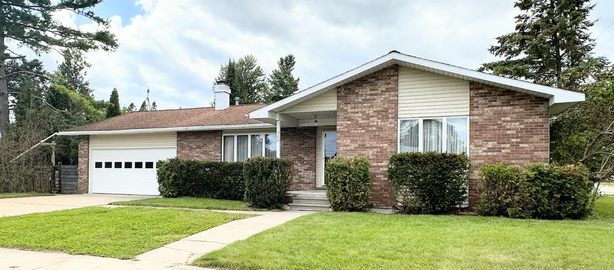 308 S Sheridan Street, Alpena, MI 49707 - #1