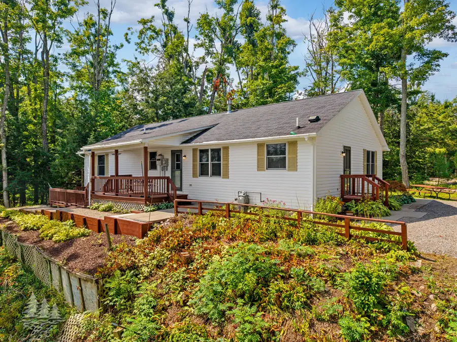 9415 W Gaylanta Drive, Atlanta, MI 49709 - #2