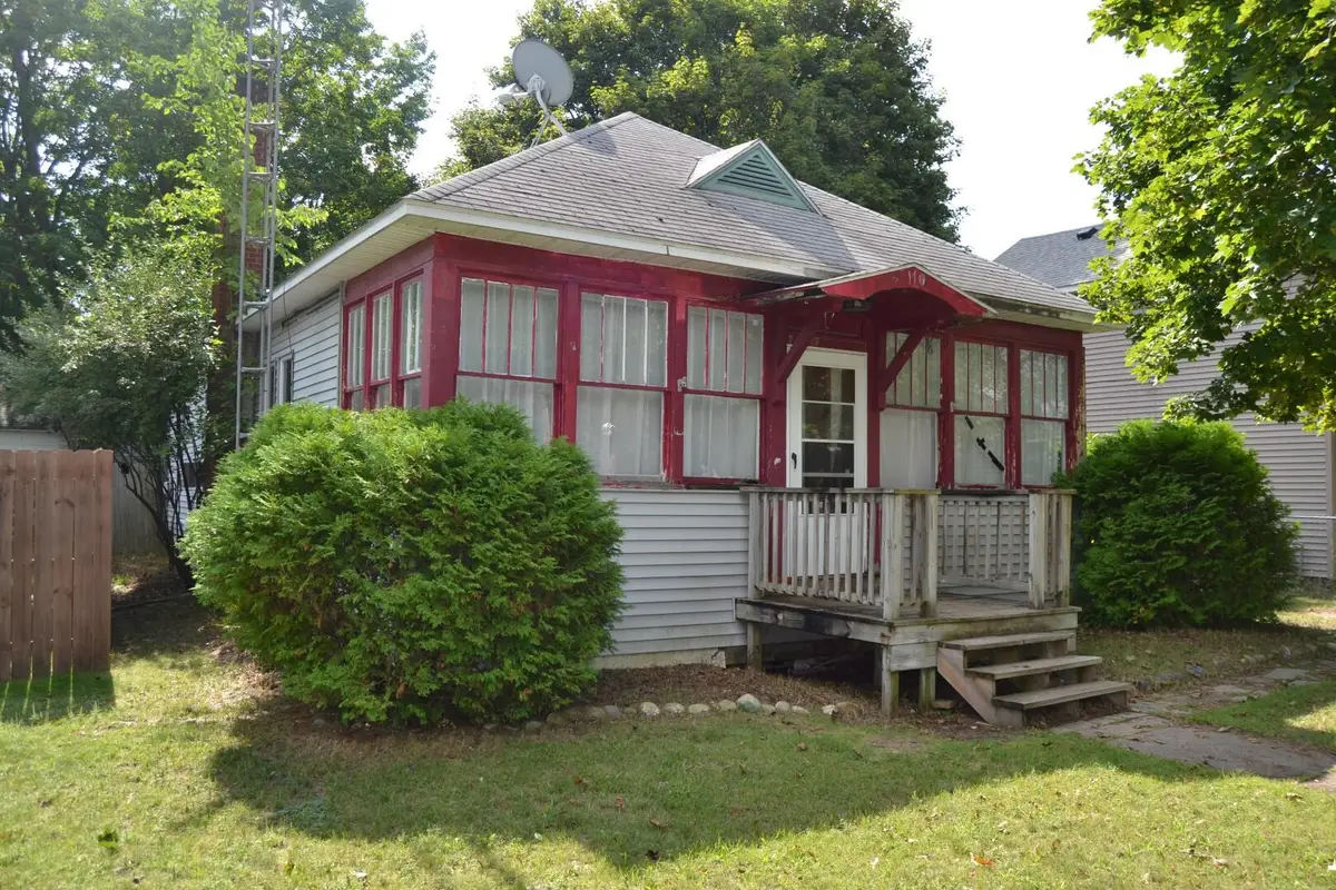 110 S 5th Street, Roscommon, MI 48653 - #1