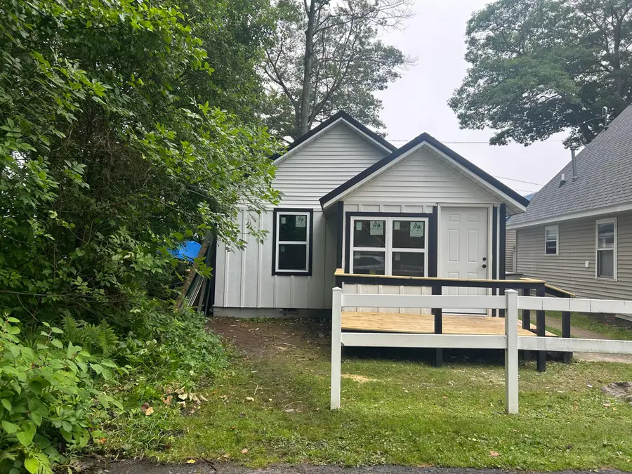 6891 E Houghton Lake Drive, Houghton Lake, MI 48629 - #2