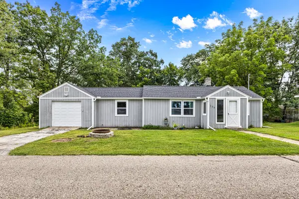 112 Fisherman Lane, Houghton Lake, MI 48629