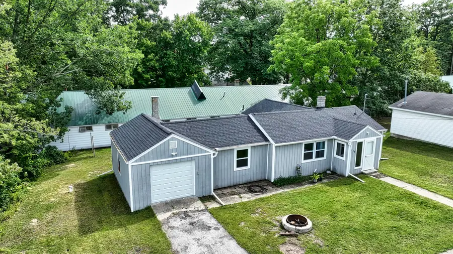 112 Fisherman Lane, Houghton Lake, MI 48629 - #2