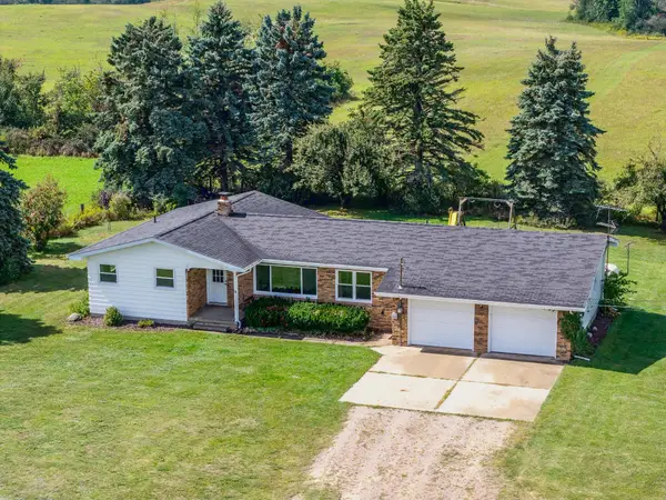 1878 N Old Us Highway 27, Gaylord, MI 49735