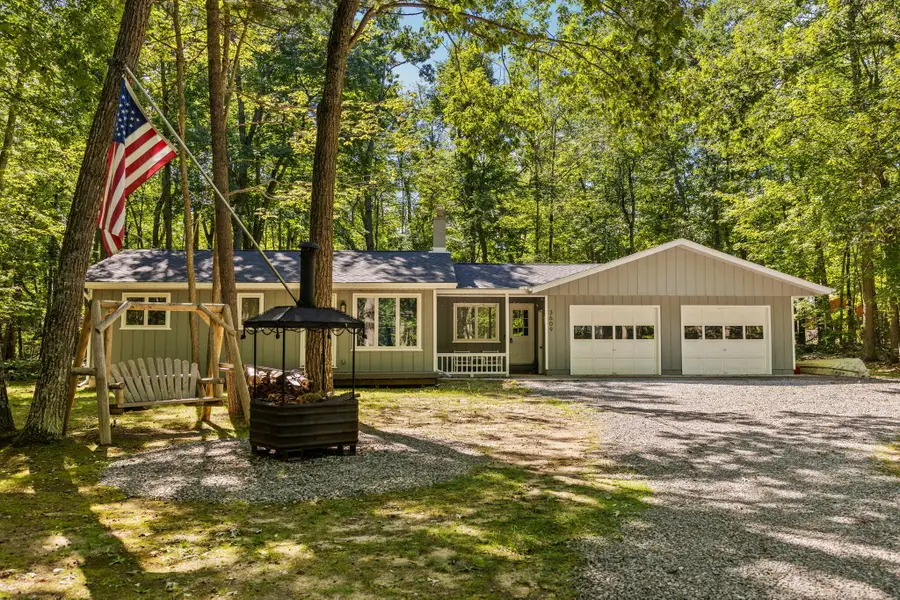 3609 William Street, Lewiston, MI 49756 - #2