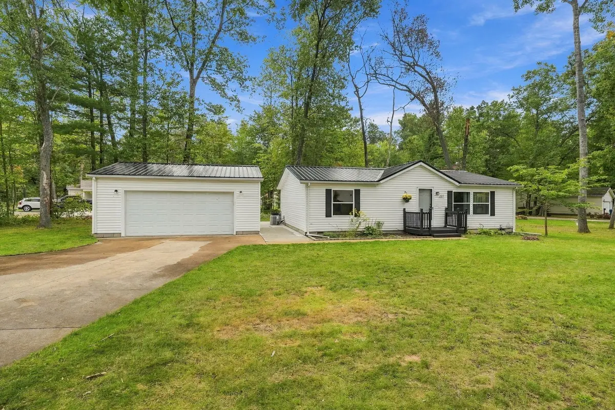 207 Forestville Drive, Houghton Lake, MI 48629 - #1