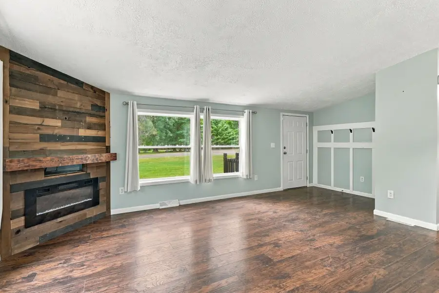 207 Forestville Drive, Houghton Lake, MI 48629 - #3