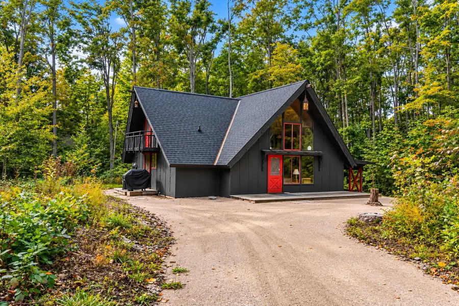 5360 Tyrol Lane, Harbor Springs, MI 49740 - #2