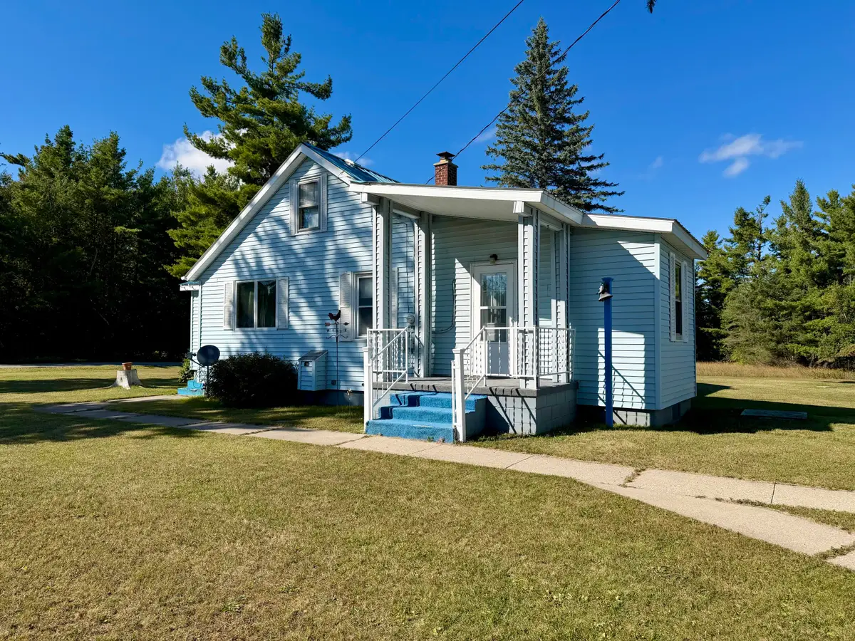 597 Garfield Avenue, Cheboygan, MI 49721 - #1