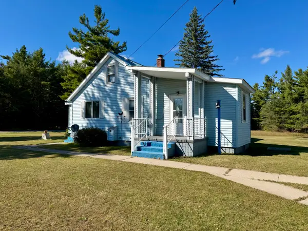 597 Garfield Avenue, Cheboygan, MI 49721