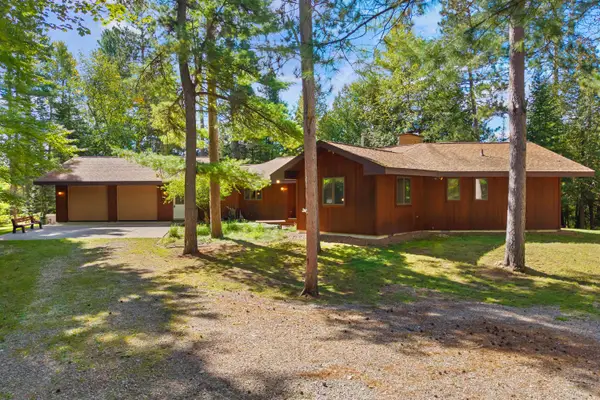 173 N Lincoln Lodge Road, Grayling, MI 49738