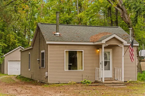 1934 John Street, Gaylord, MI 49735