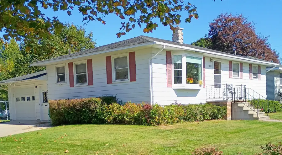 2887 S Fourth Avenue, Alpena, MI 49707 - #2