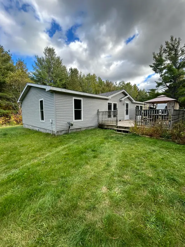 21229 Stewart Beach Hwy Highway, Onaway, MI 49765