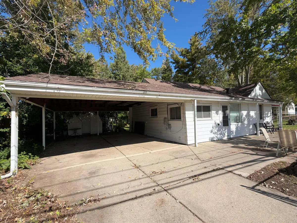 8605 Hugh Street, Westland, MI 48185 - #1